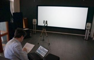 Kontrast_Leinwand_ALR_Screen_42