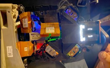 Sony VPL-XW5000 im TearDown!